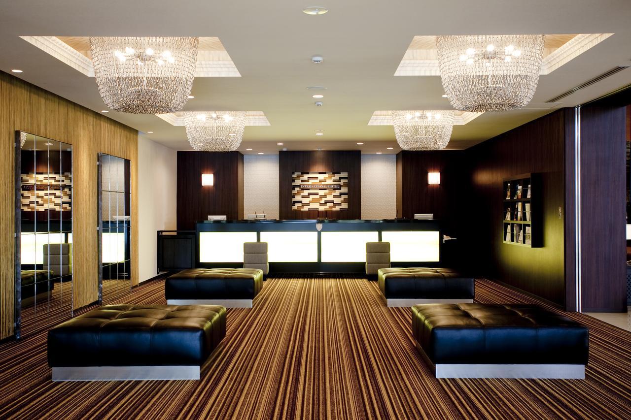 International Hotel Ube Eksteriør billede