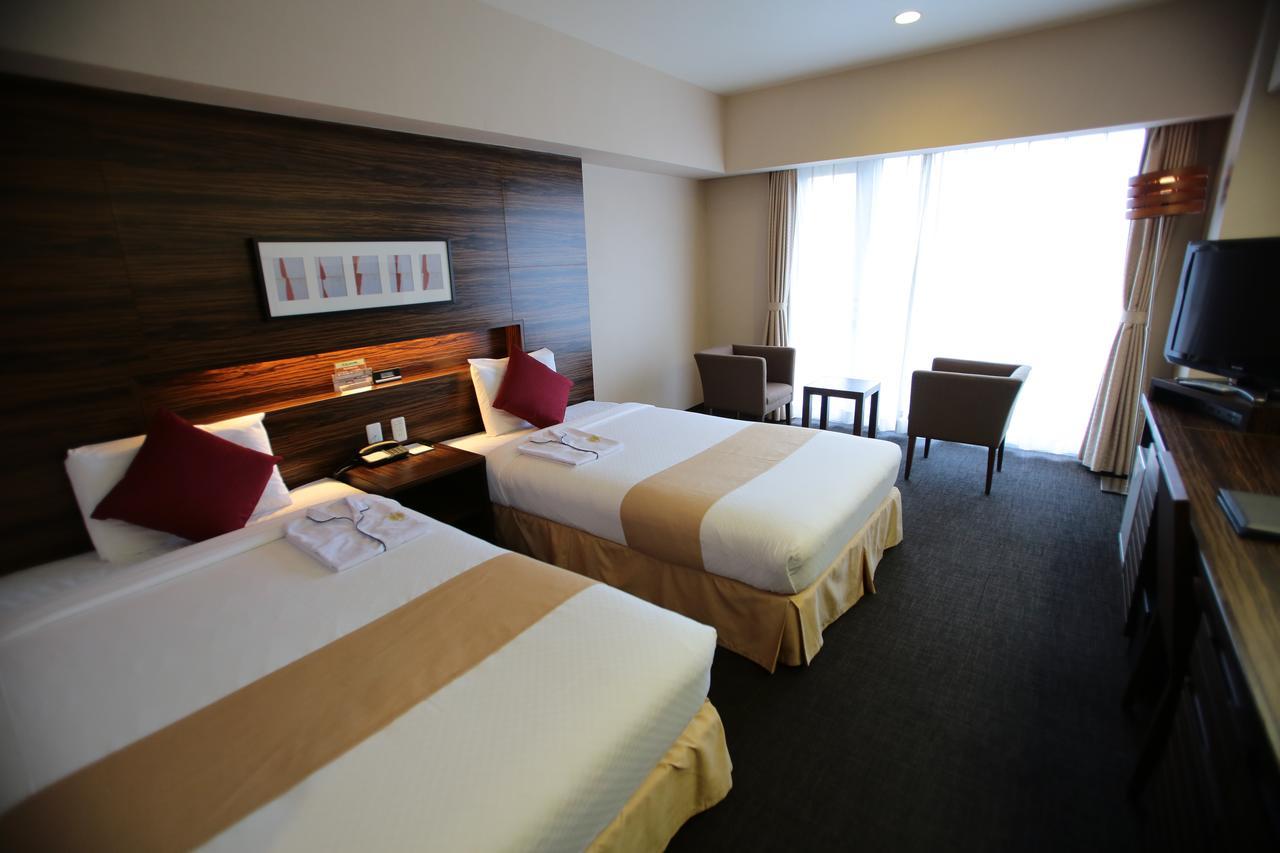 International Hotel Ube Eksteriør billede